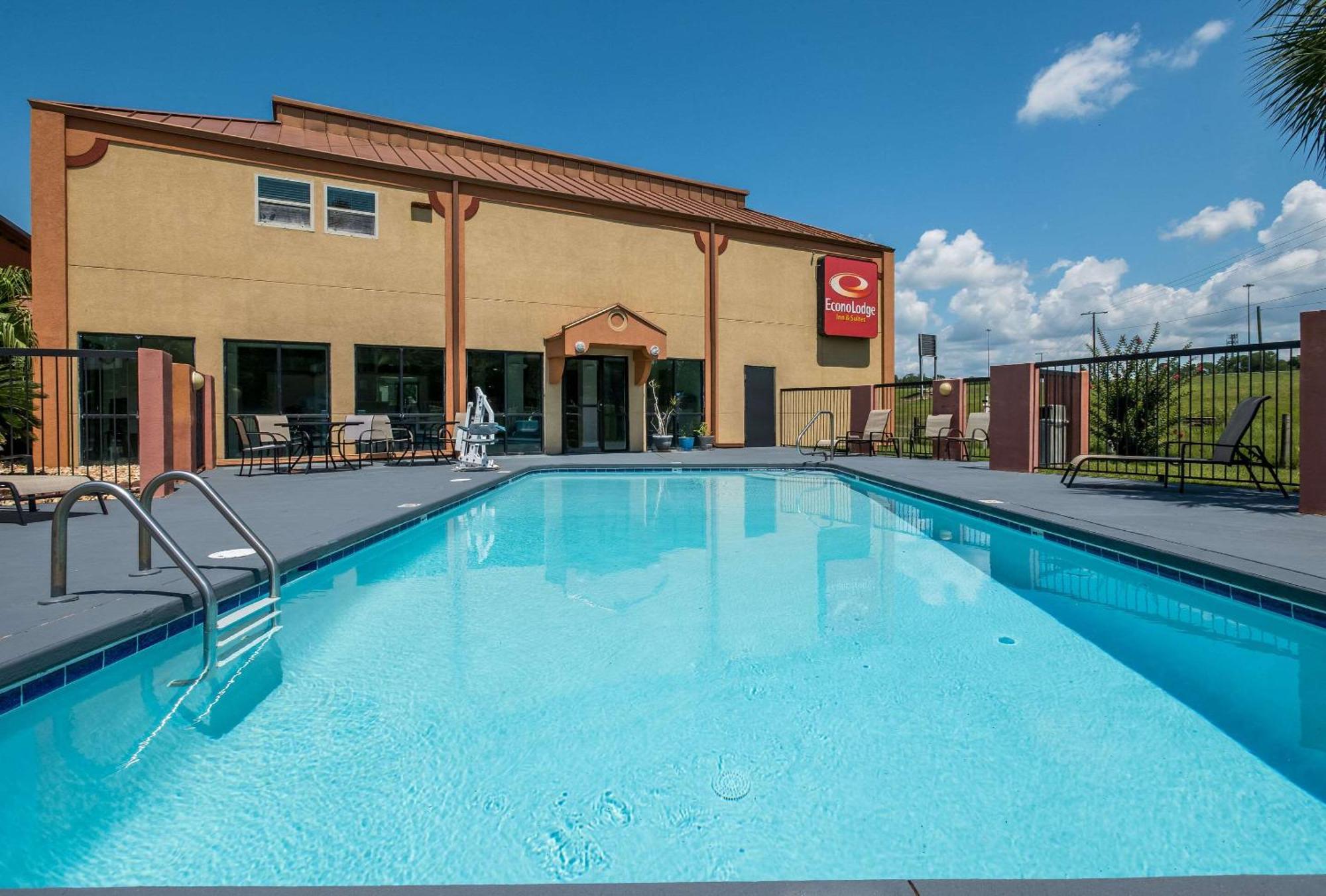 Econo Lodge Inn & Suites Diamondhead Exterior photo